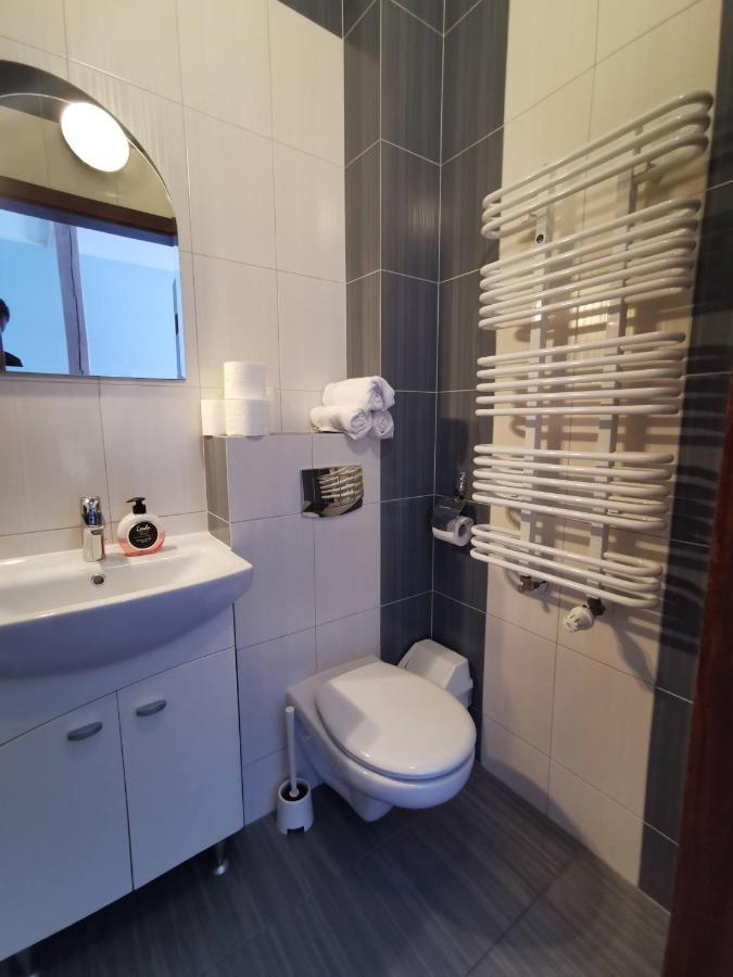 Pod Debem Kompleks Zeglarsko-Rekreacyjny Ruciane-Nida Exterior photo